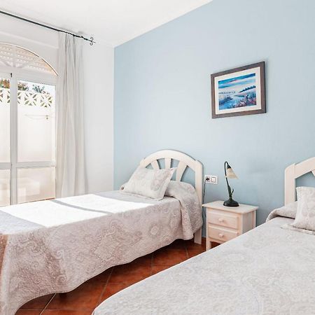 Chalet Fuente4 Piscina Comun Famila コニル・デ・ラ・フロンテラ エクステリア 写真